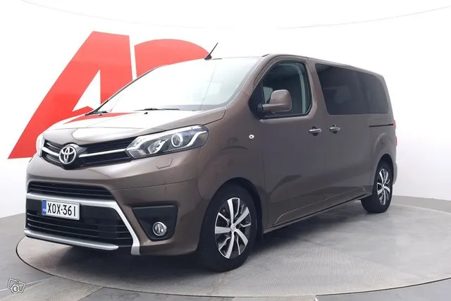 Toyota Verso Family L1 2,0 D 180 Automaatti - Huippuvarustee Image 1