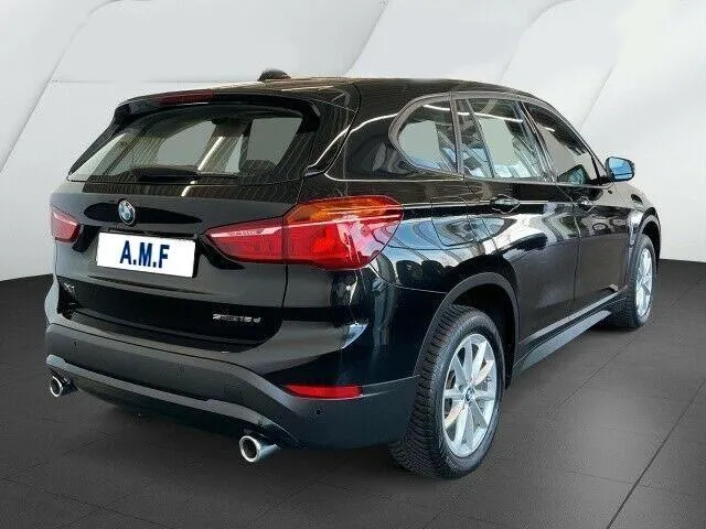 BMW X1 sDrive18d Advantage Image 3