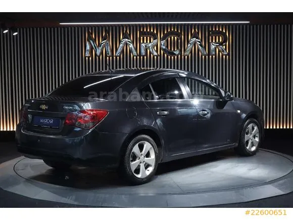 Chevrolet Cruze 1.6 LS Plus Image 2